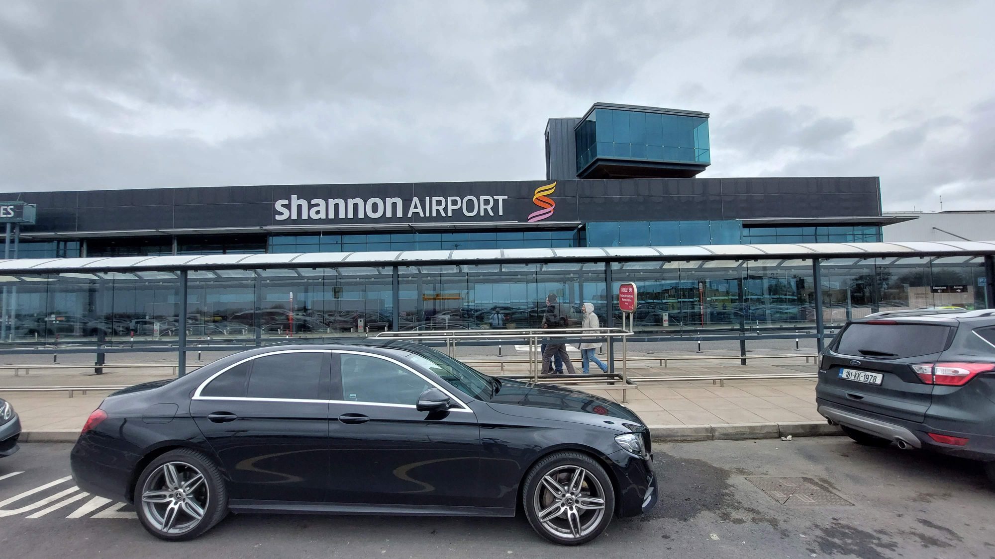 black-mercedes-benz-at-shannon-airport