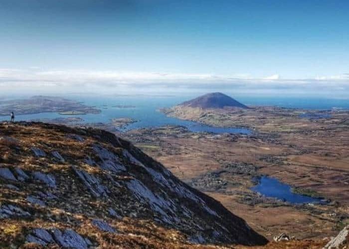 Connemara, Ross Errilly, Cong Village, Kylemore Abbey and Sky Road.